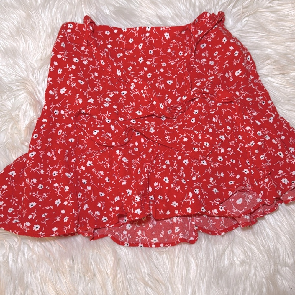 Zara red floral skirt made in turkey